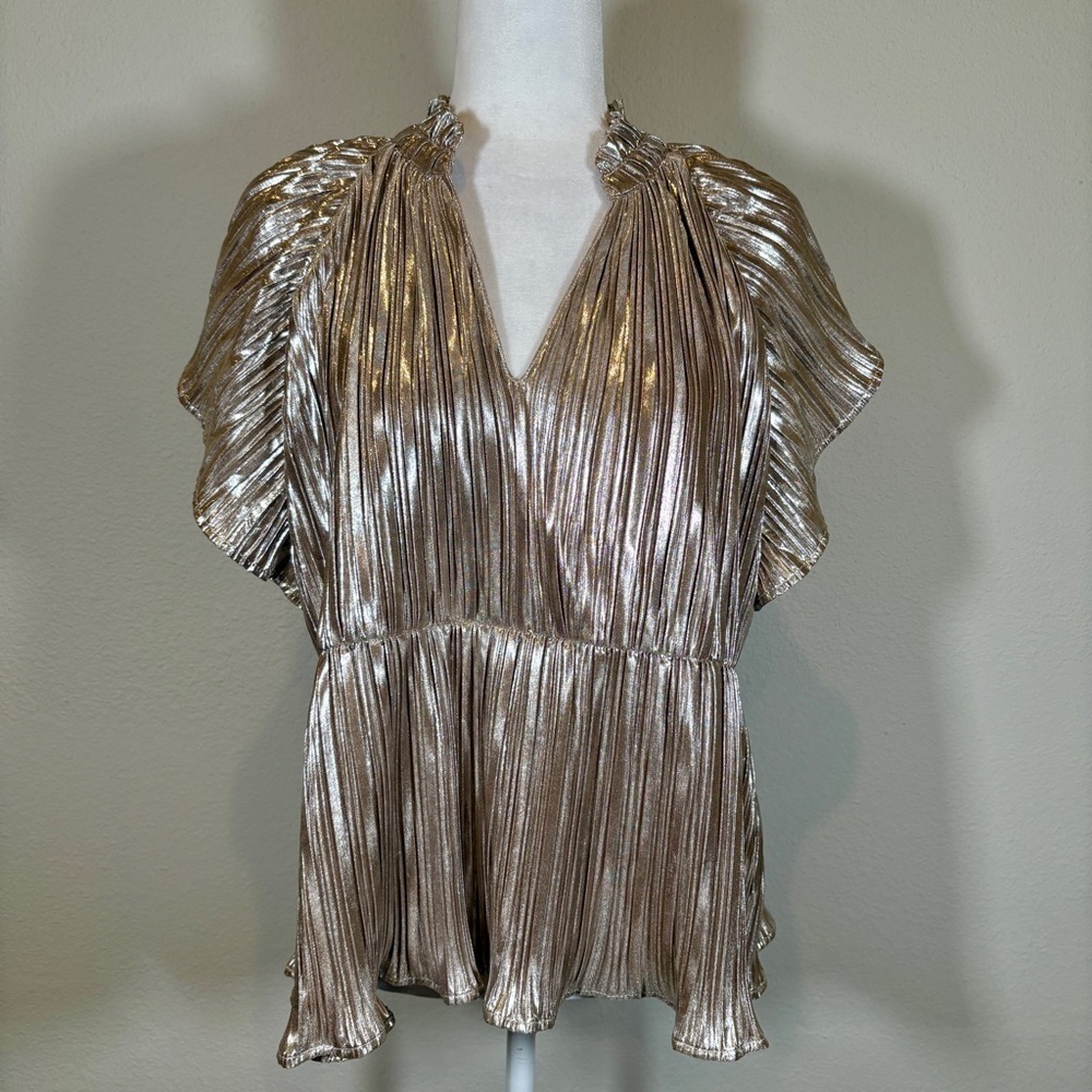 NWOT THML Metallic Gold Pleated Peplum Blouse Size Medium - Picture 1 of 8